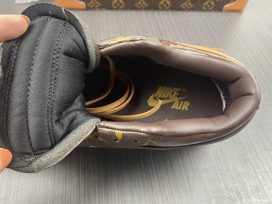 OWT X 1 MENS LWE AIR AQ0818-203 X JORDAN CUSTOMS 0316